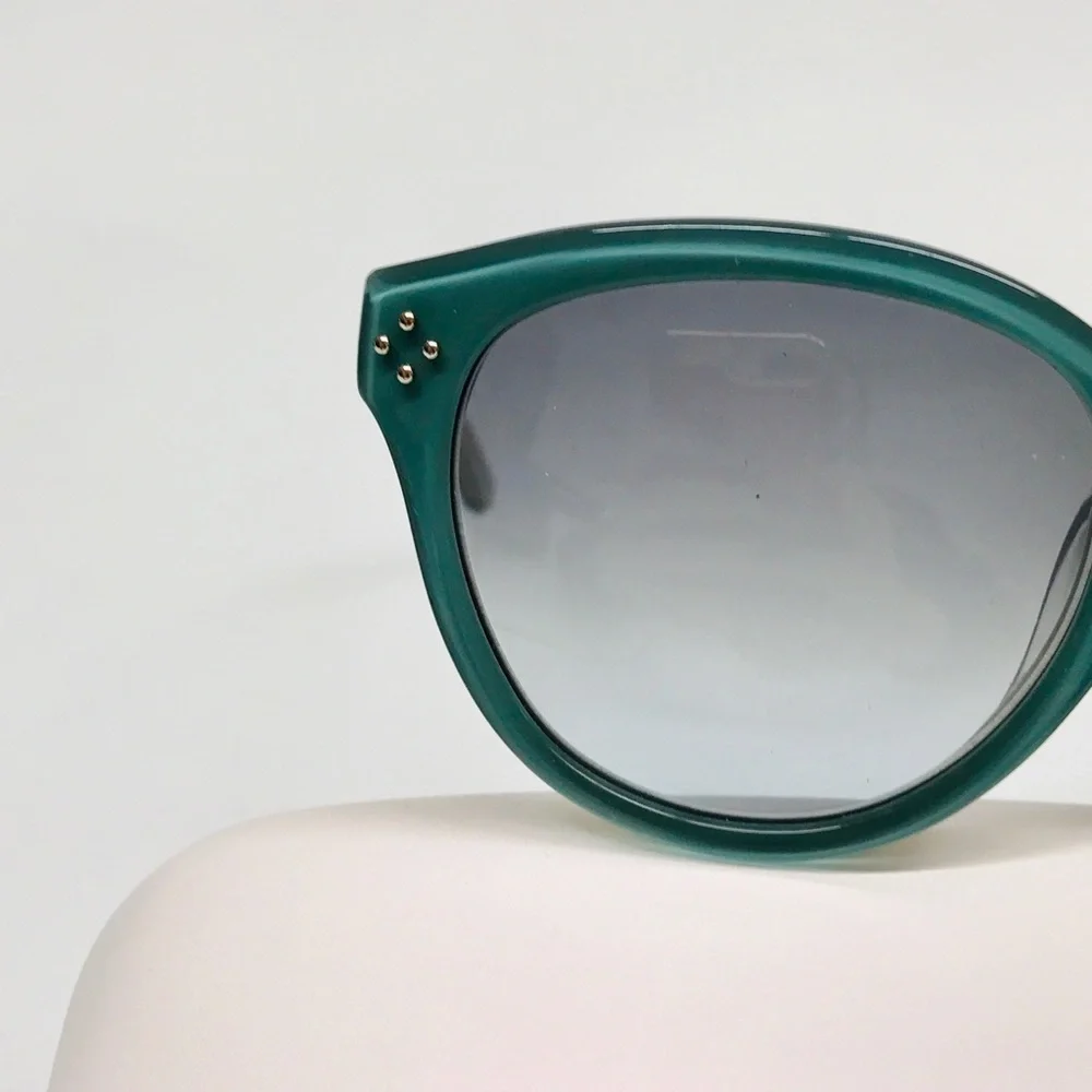 NWT CHLOE CE630S - 442 White Blue Sunglasses